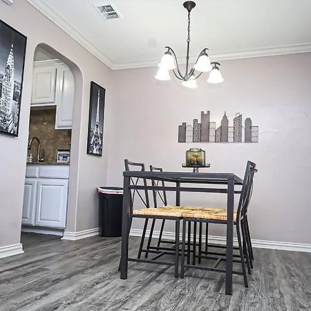 Comfy Two-Bedroom Apartment In Arlington Luaran gambar