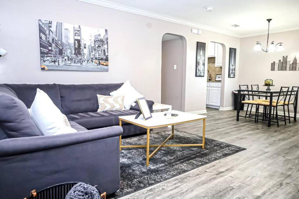 Comfy Two-Bedroom Apartment In Arlington Luaran gambar